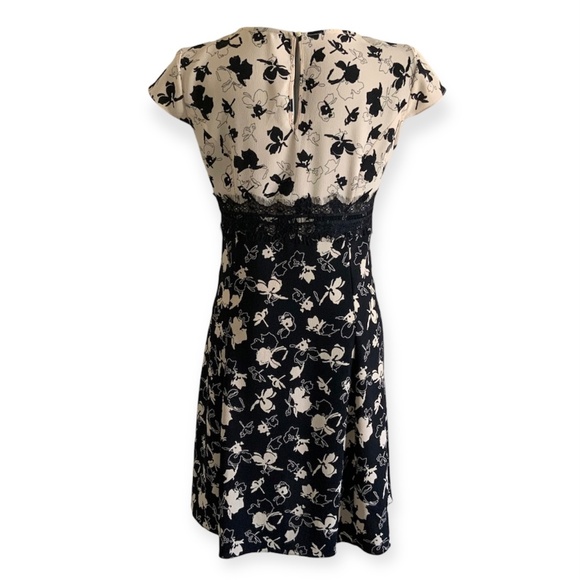 Motivi Italy Fit & Flare Bohemian Floral Lace dress size M - Picture 7 of 8